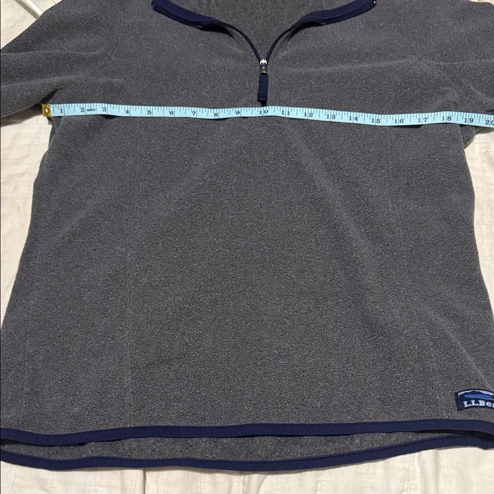 L.L. Bean Women’s Gray Quarter-Zip Fleece Pullover – Size Medium - Picture 6 of 8